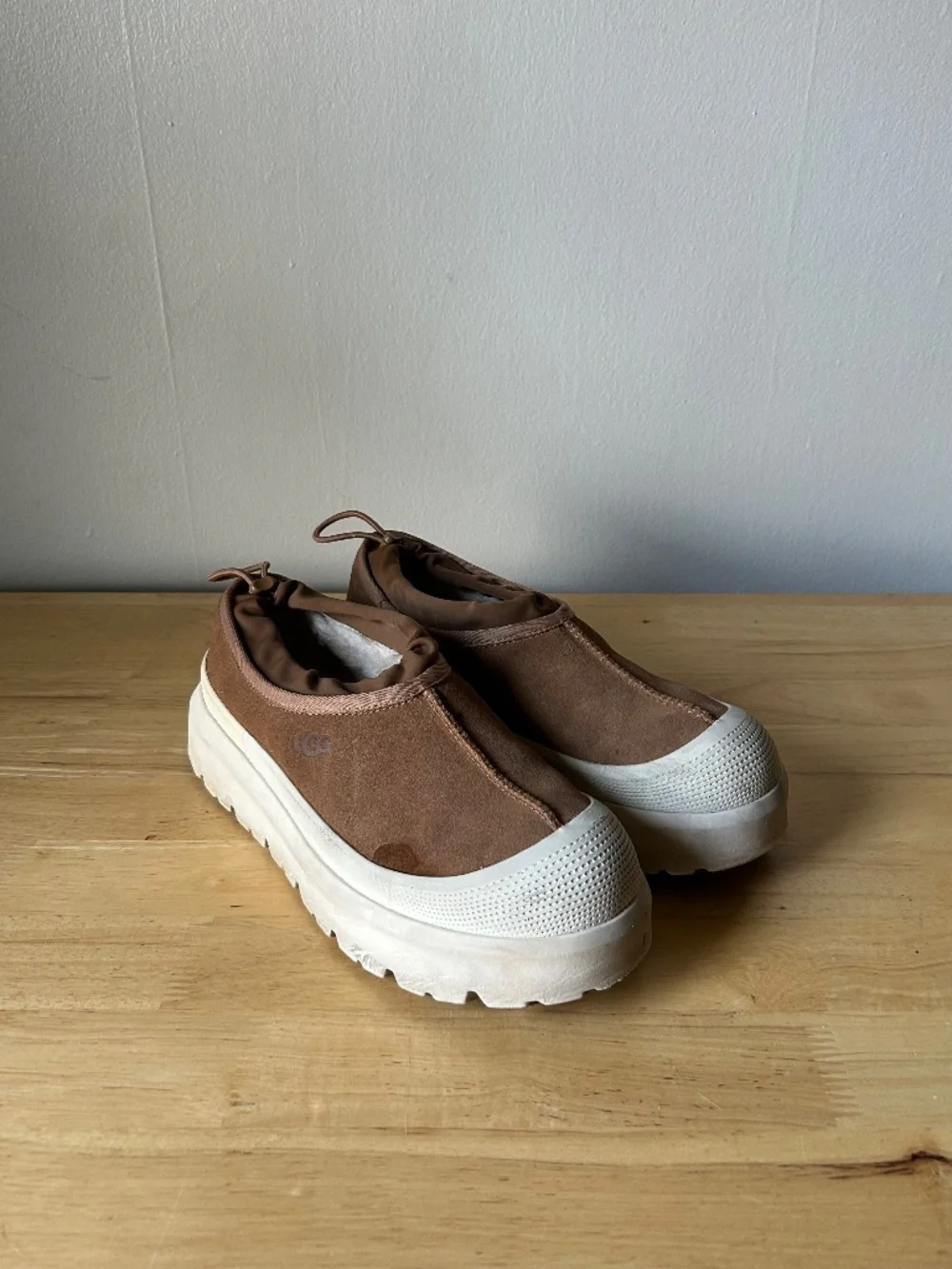 Ugg Tasman Weather Hybrid 11
